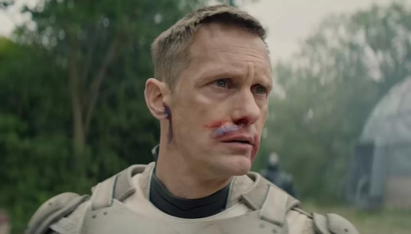 "Киллербот" с Александром Скарсгардом продлен на второй сезон