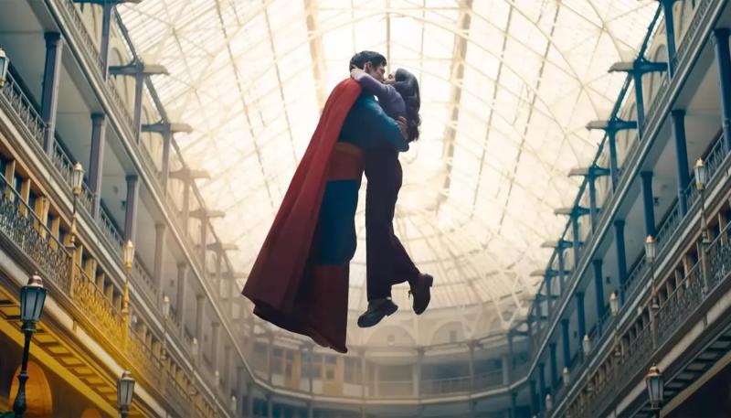 В Индии из фильма "Супермен" убрали поцелуи