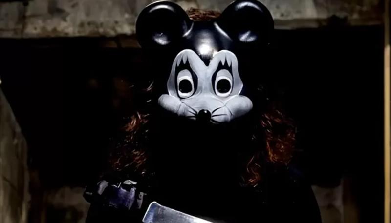 Завершились съемки фильма ужасов "Полуночная резня Минни"