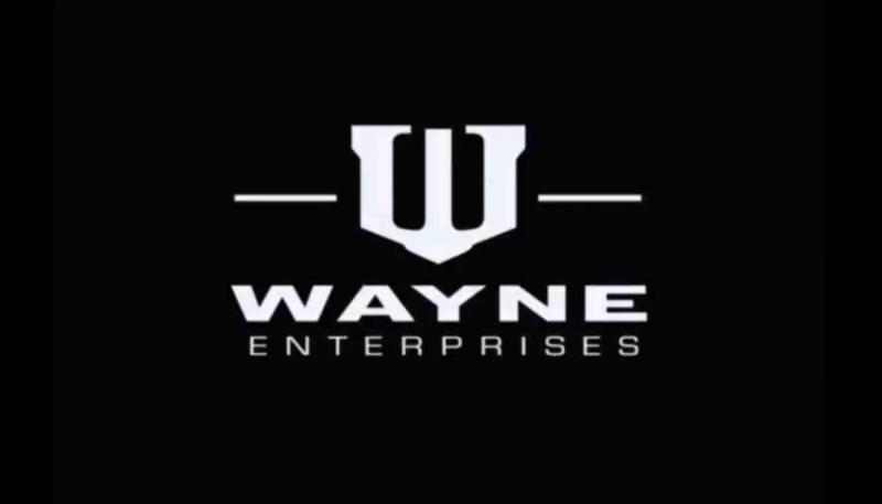 Джеймс Ганн назвал компанию Брюса Уэйна из DC "аморальной"