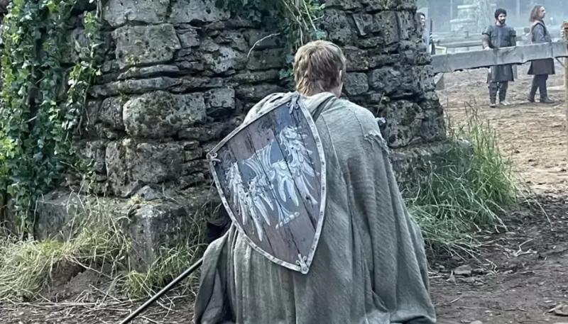 Названы различия между "Игрой престолов" и "Рыцарем Семи Королевств"