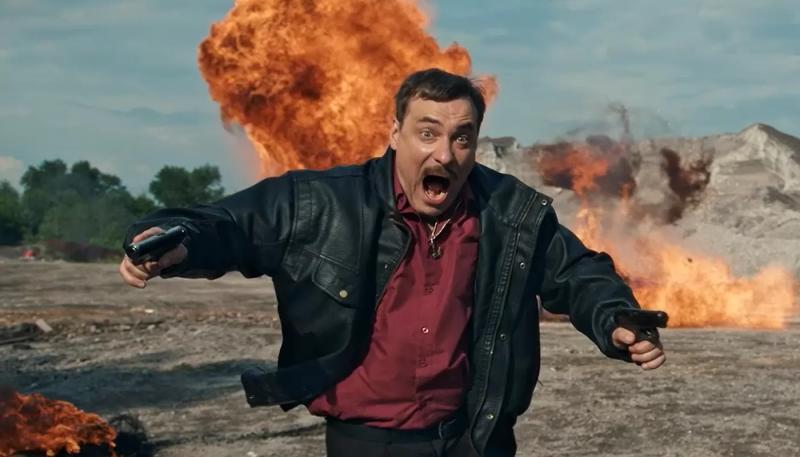 Евгений Цыганов теряет контроль в трейлере "Человек, который смеется"