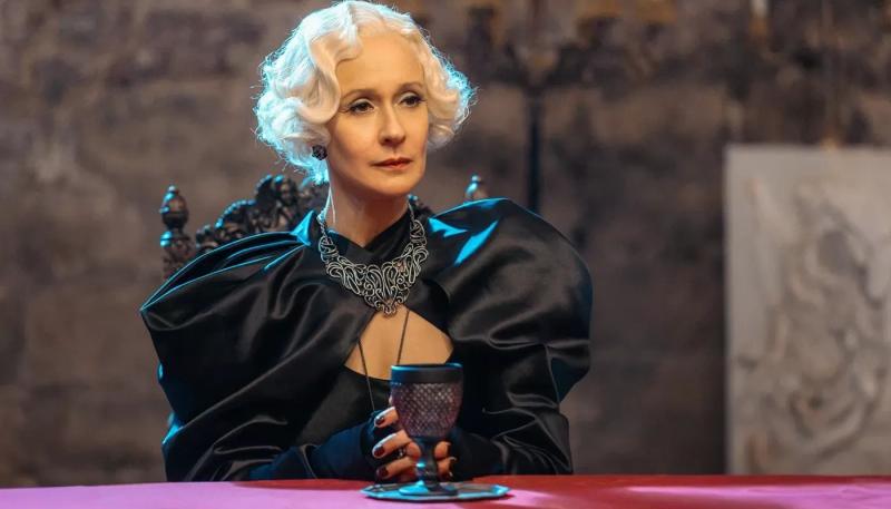 Объявлена дата премьеры финала сериала "Вампиры средней полосы"