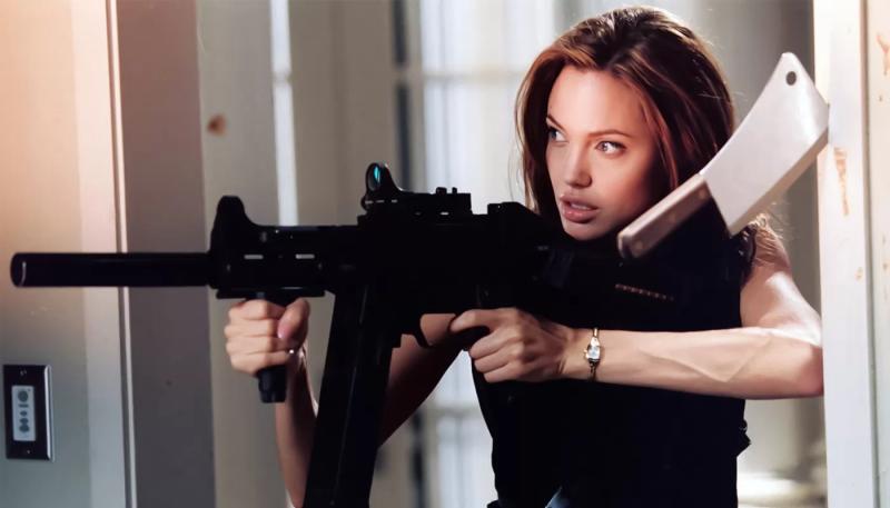 Анджелина Джоли сыграет преступницу в мрачном триллере "Sunny"