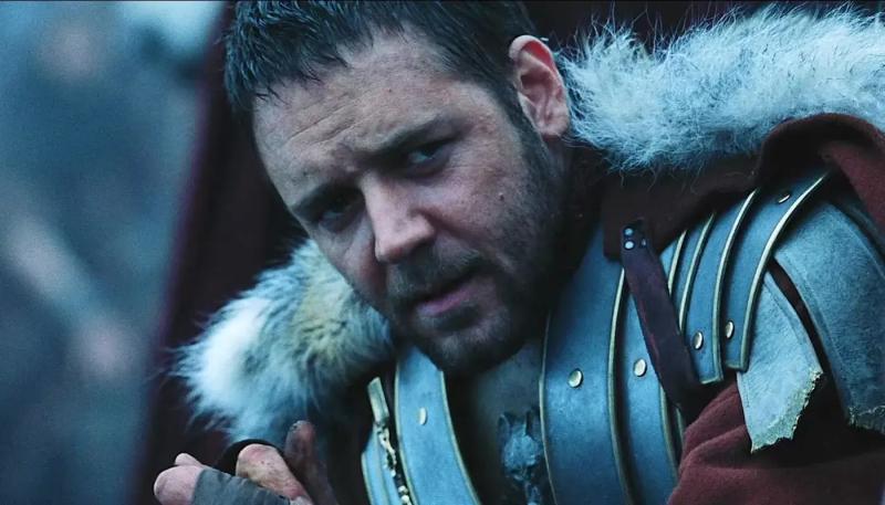 Рассел Кроу назвал "безумием" сюжет "Гладиатора 2"