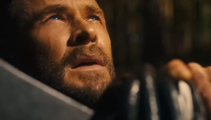 Тор просит о помощи в тизер-трейлере фильма "Мстители: Судный день"