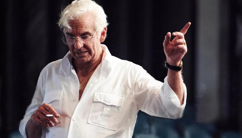 Брэдли Купер работает над "сжигающим его изнутри" проектом