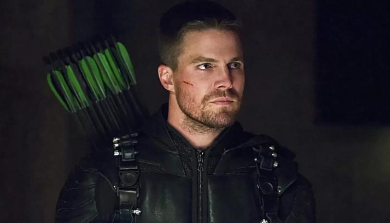 Звезда сериала "Стрела" возглавит перезагрузку "Спасателей Малибу"